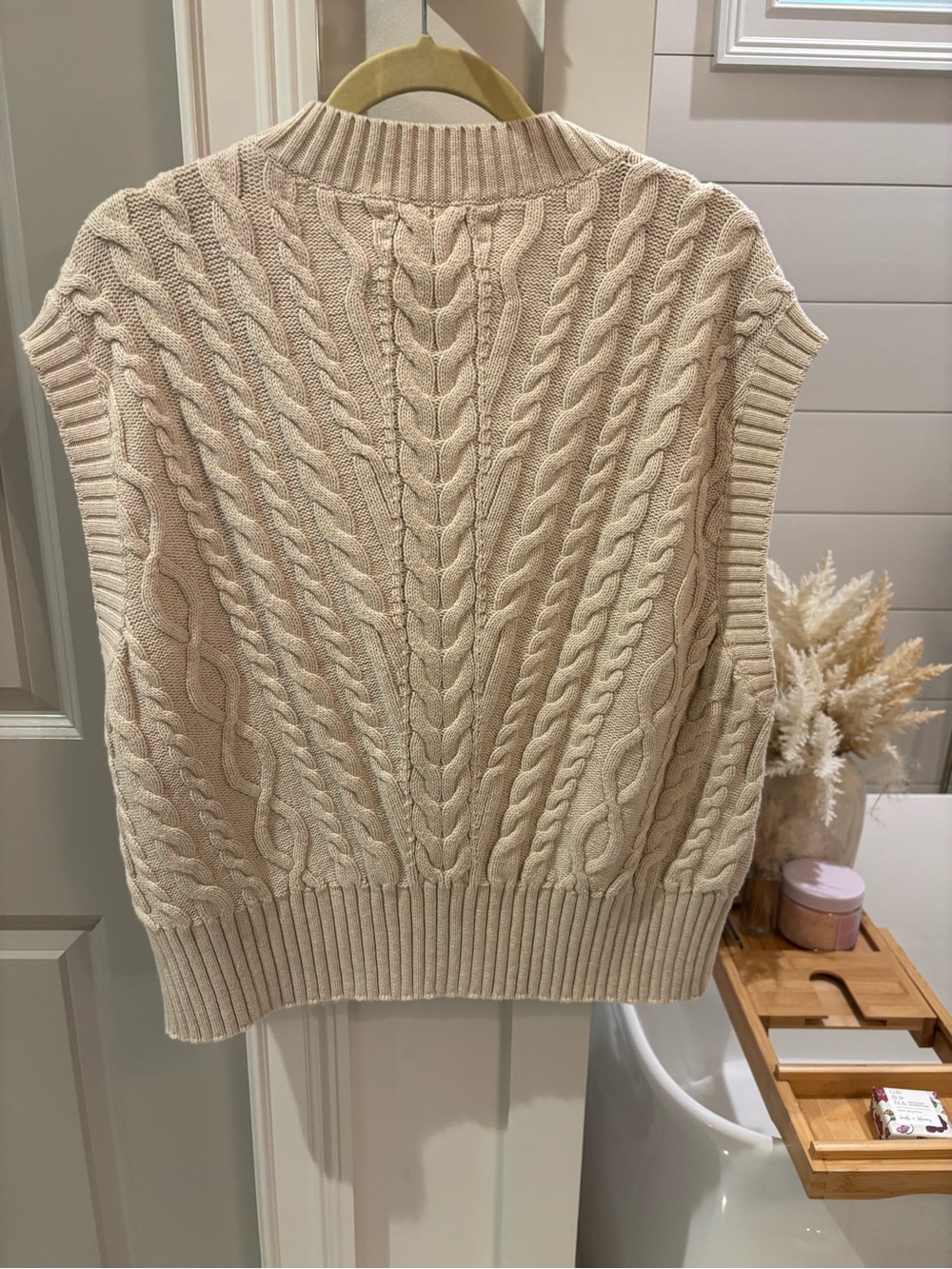 LOFT Cream Cable Knit Sleeveless Sweater Vest with Shoulder Buttons - Picture 3 of 3